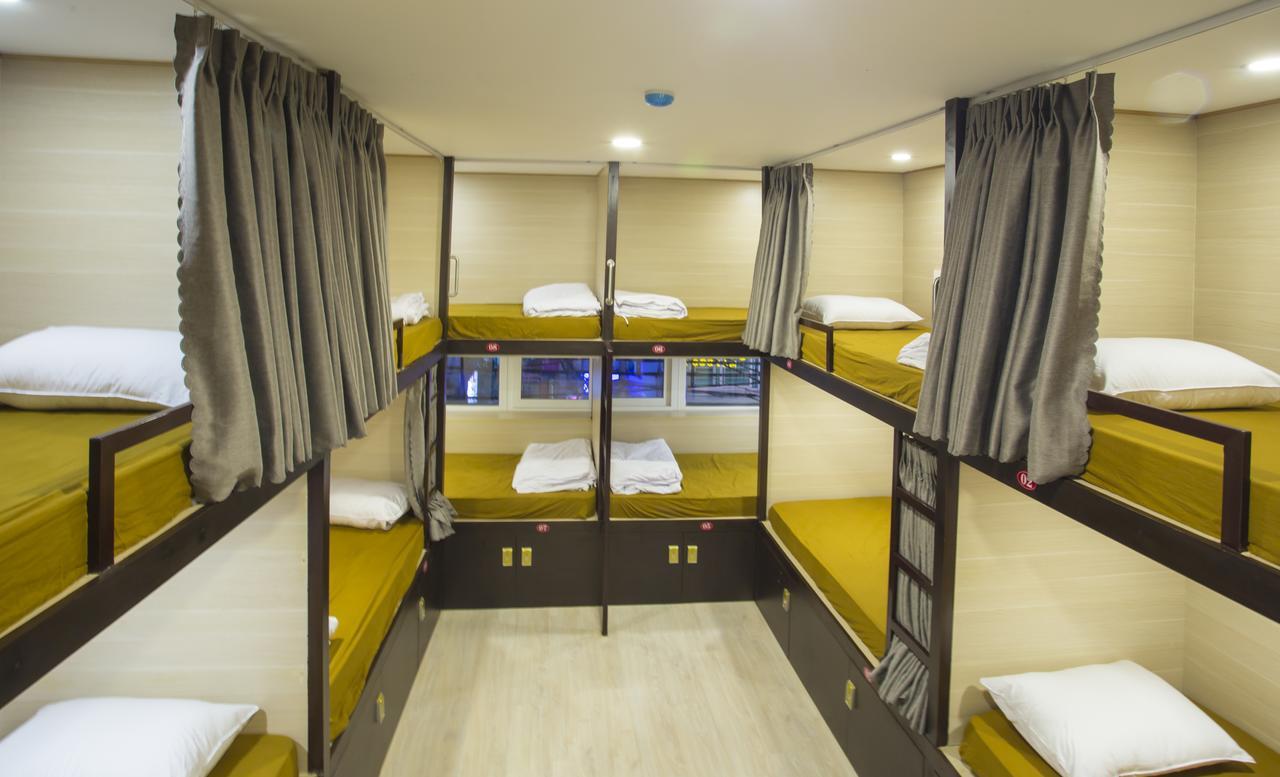 Saigon Marvel Hostel Ho Chi Minh-stad Buitenkant foto